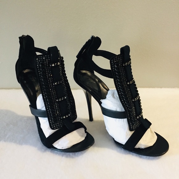 Giuseppe Zanotti Embellished Black Sandals.